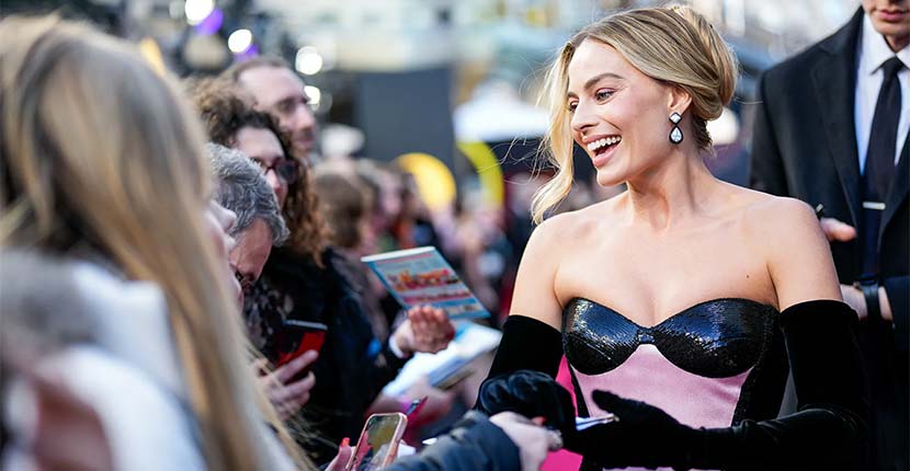 The Adventurine&nbsp;Posts&nbsp;The Best Jewelry at the BAFTAs Felt Regal