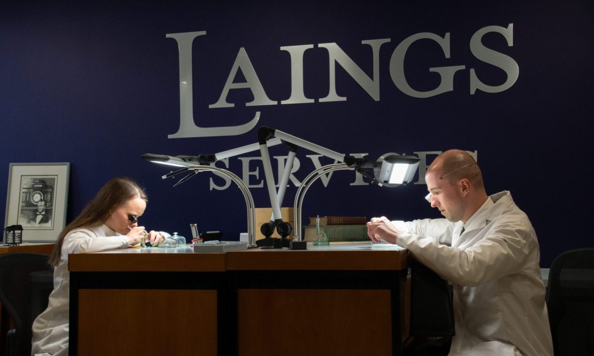 Laings 在格拉斯哥开设新的手表服务中心