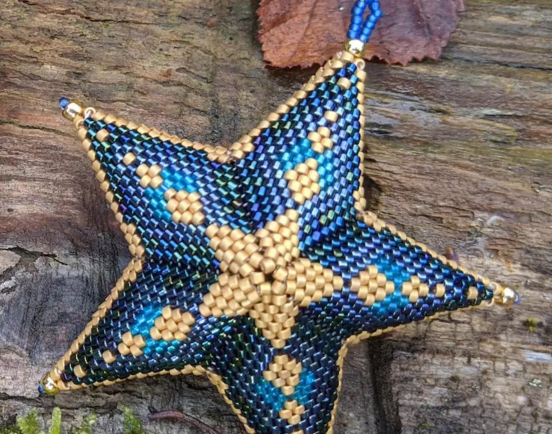 Ellygator / The Beading Gem 的串珠首饰和手链的课程和图案