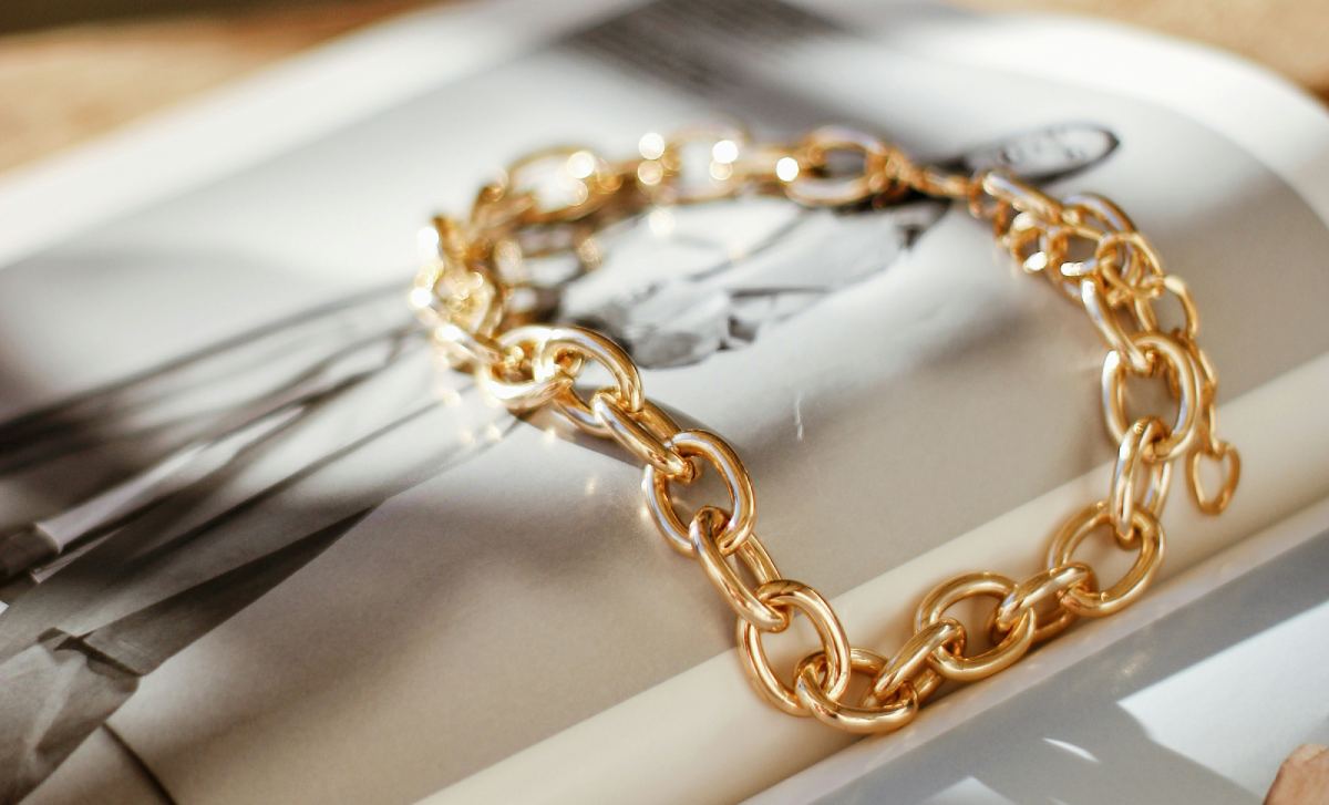 英国珠宝行业警报：在发生设计盗窃案件后保护您的设计