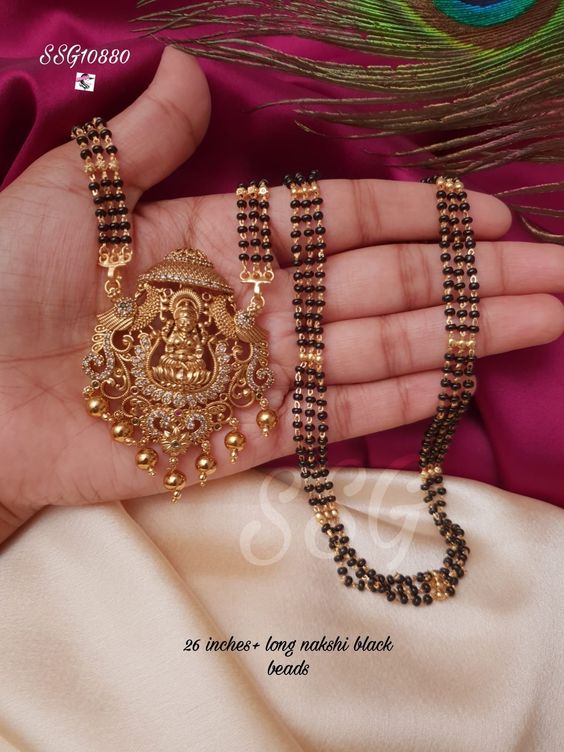 mangalsutras with lakshmi pendant designs