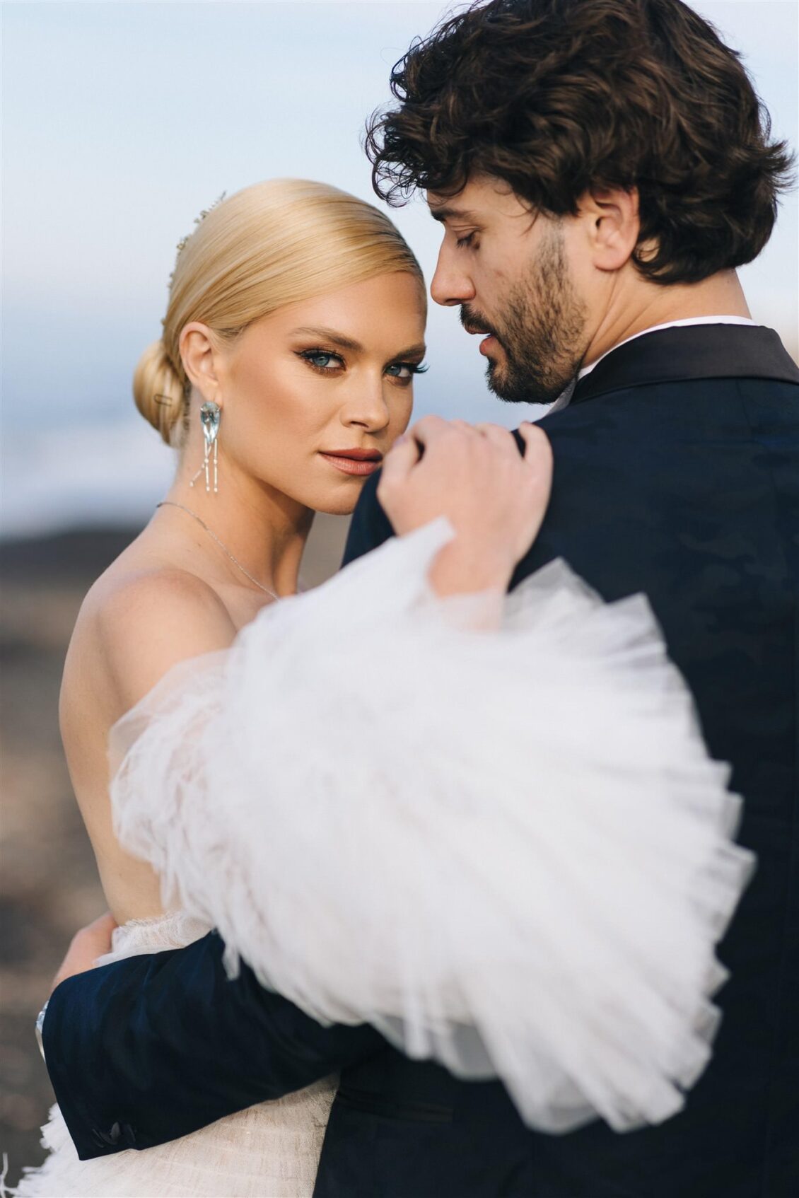 黑领带事件 ~ WedLuxe Media