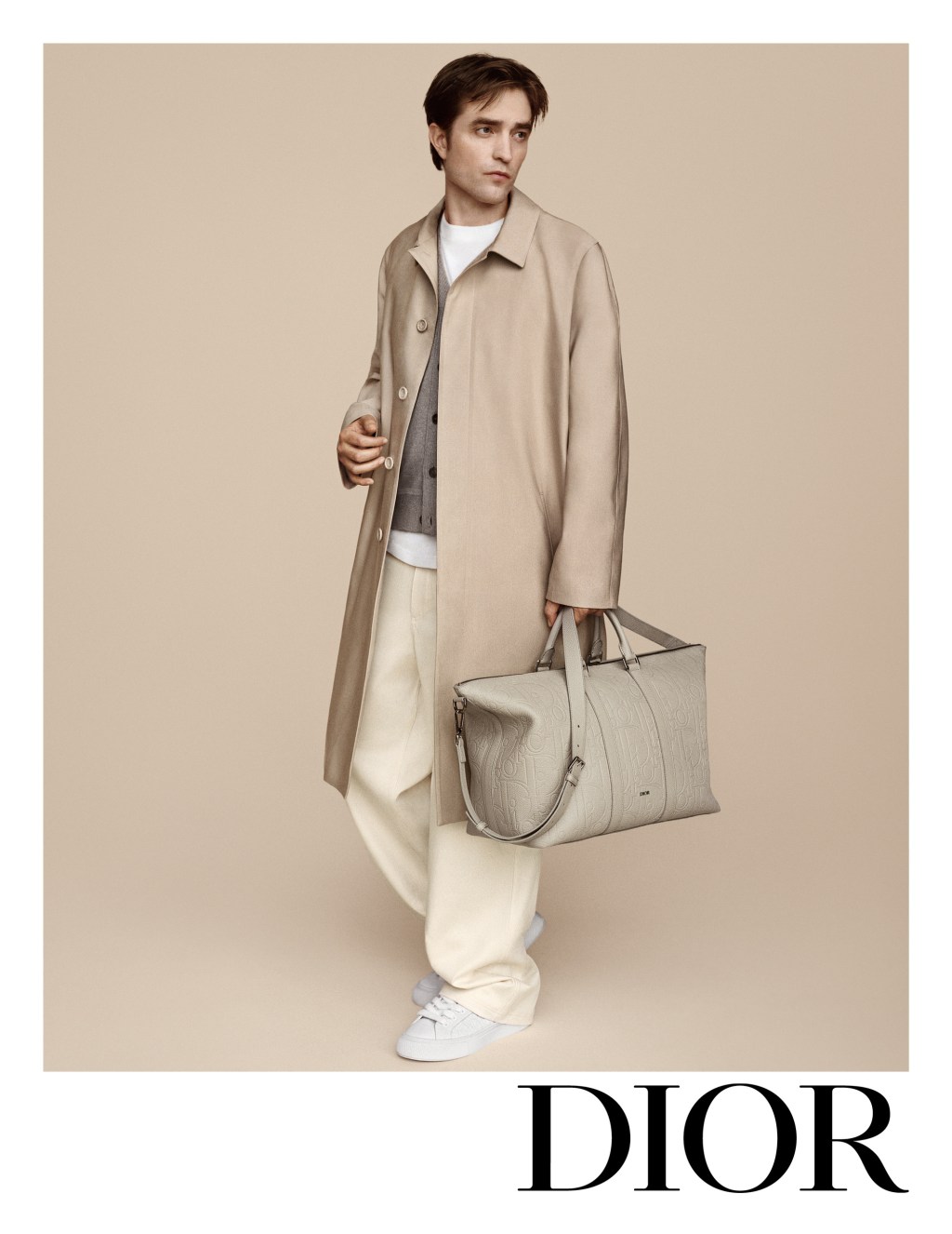 罗伯特·帕丁森 (Robert Pattinson) 亮相迪奥 (Dior) 春季经典广告大片