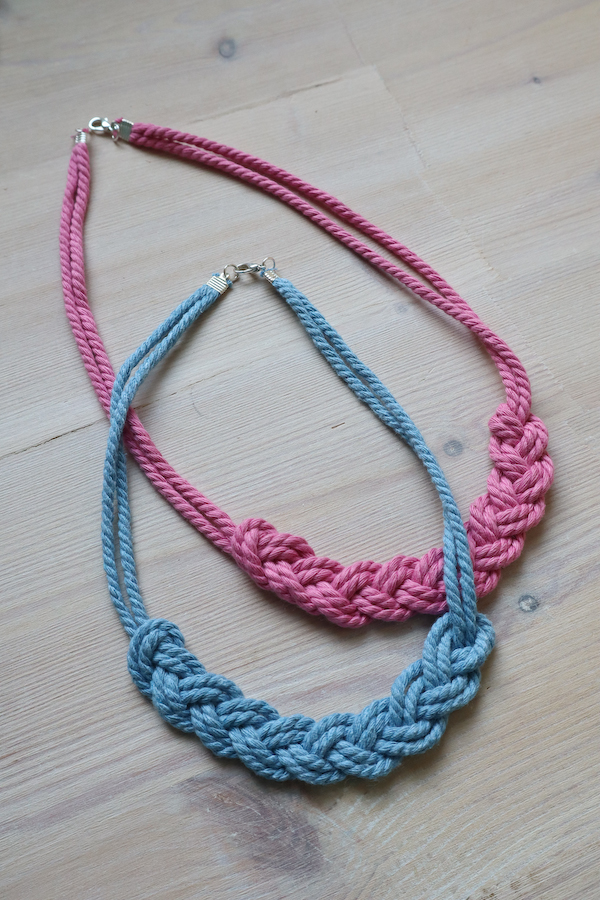 如何制作花边编织项链 -