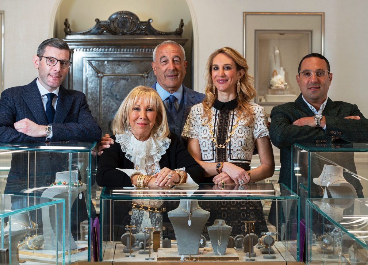 Mark candy randi scott and zach udel the family behind the jewellery store london jewelers davide r snapprrachael s portrait shoot 042522 0232