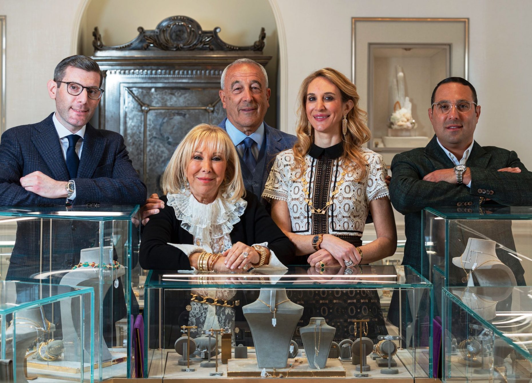 Mark candy randi scott and zach udel the family behind the jewellery store london jewelers davide r snapprrachael s portrait shoot 042522 0232