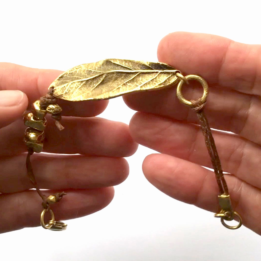 探索 Daily Leaf 手链：打结珠宝教程！