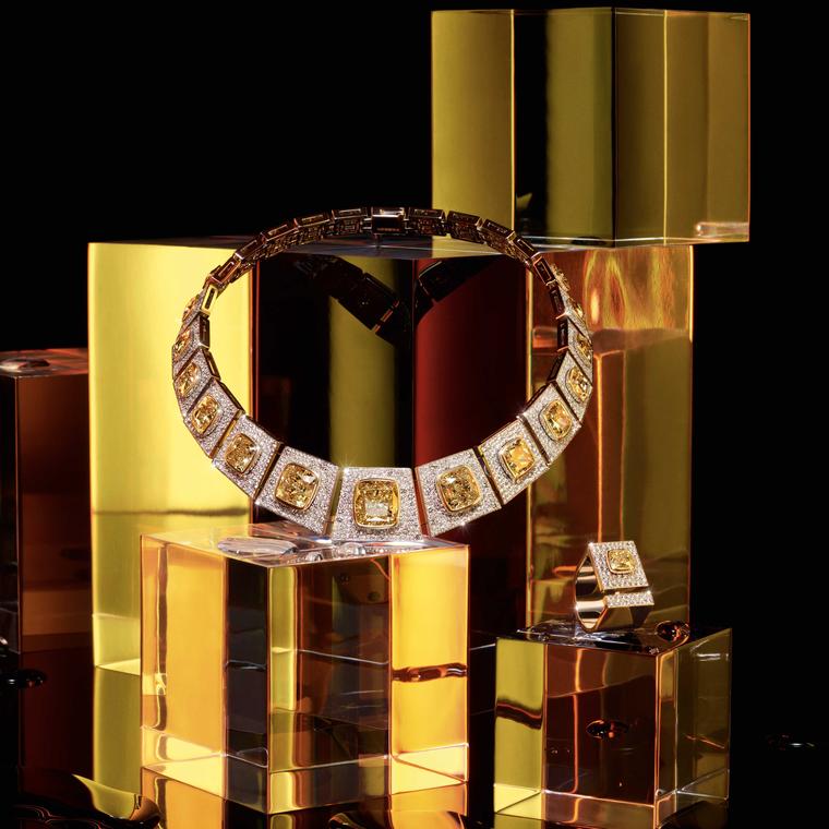 钻石：新切工、颜色和镶嵌成为焦点