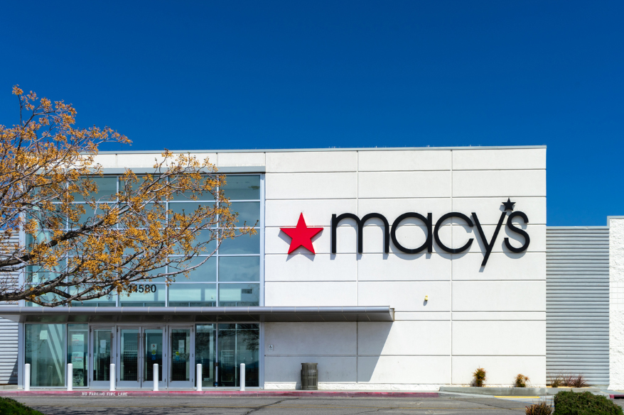 Macy&rsquo;s Settles Proxy Fight With Suitor