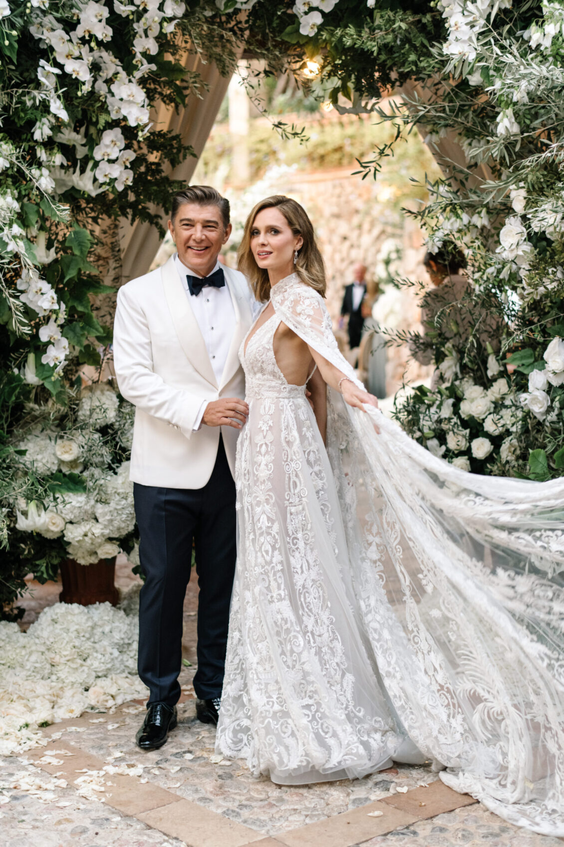 马略卡岛 Belmond La Residencia 的童话婚礼 ~ WedLuxe Media