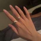 这些戒指放在一起看起来很奇怪吗？ 还是应该分开佩戴？