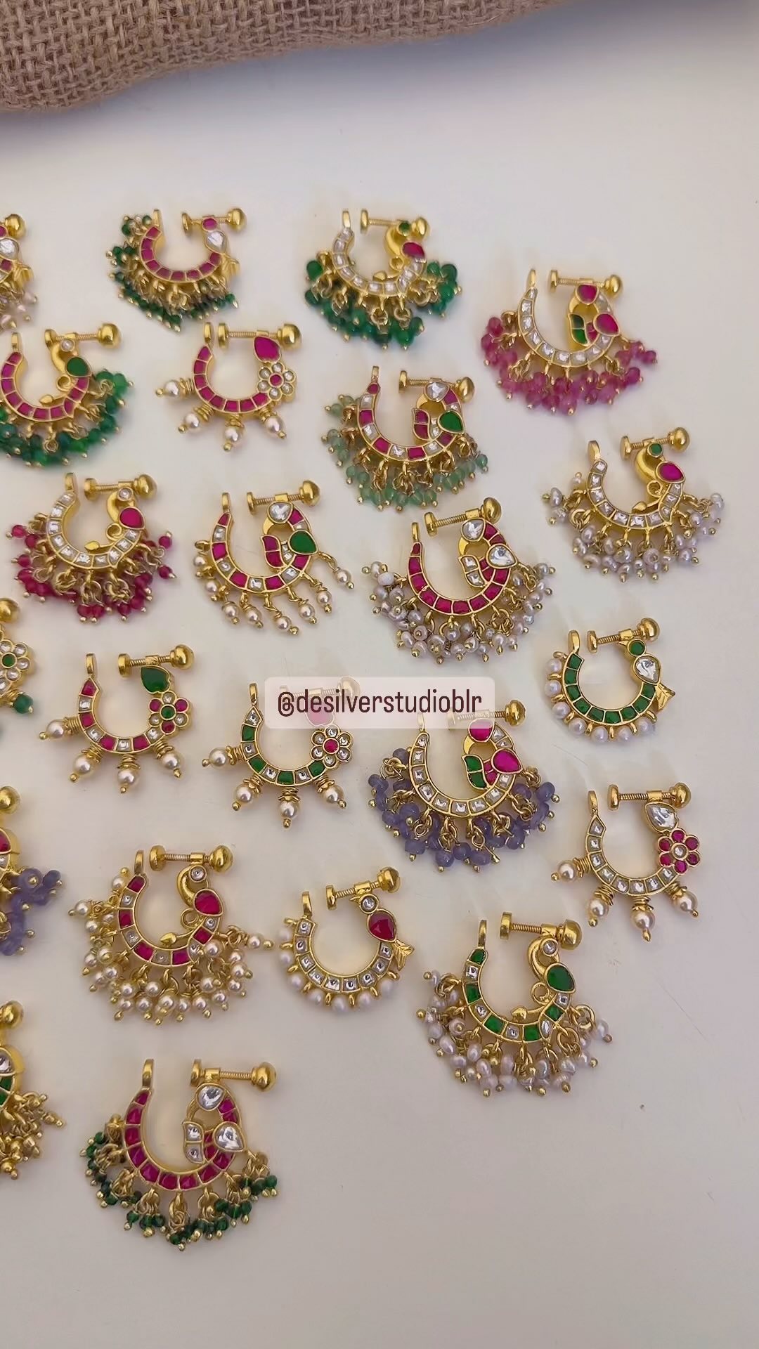 “De Silver Studio”设计的 92.5 克拉银 Jadu Kundan 鼻环 • South Indian Jewellery