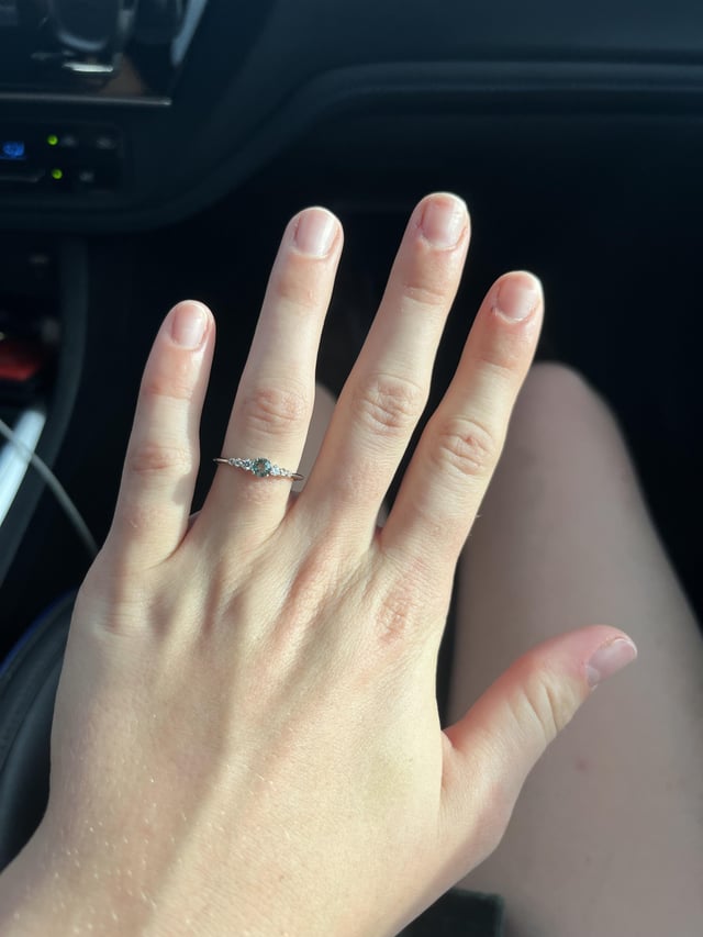 您在寻找珠宝商吗...