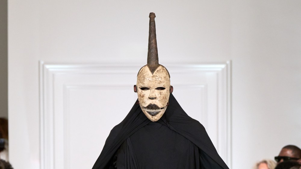 Imane Ayissi 2024 年秋季高级定制时装秀、时装秀及系列回顾