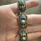 我继承了这条漂亮的手链，但我不知道如何清洁它。 建议？