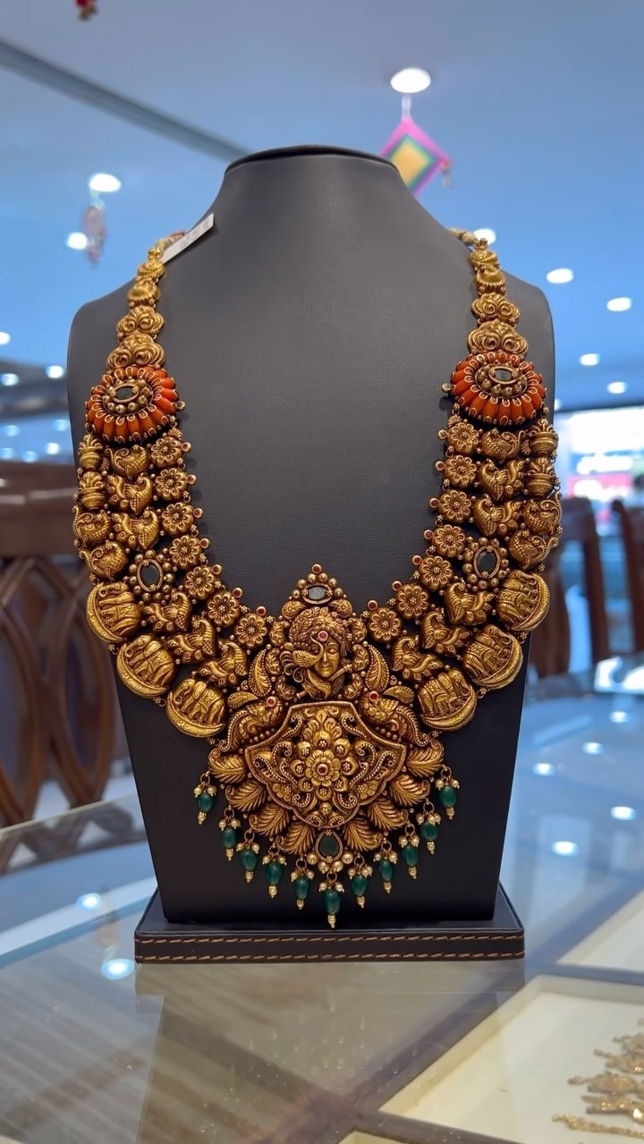 Bridal Coral Nakashi Haram From 'CBJ Gold'