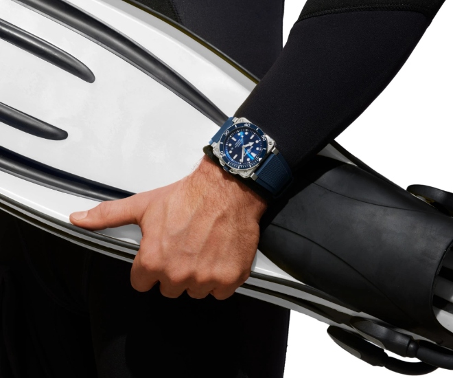 Bell & Ross 凭借改良版 Bell & Ross BR 03 Diver 引起轰动