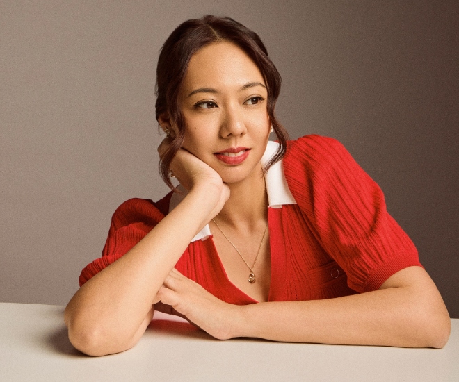 采访莎拉·哈尼·贾米尔 (Sarah Hani Jamil)，探讨通过 ELLE Malaysia 赋予马来西亚女性权力