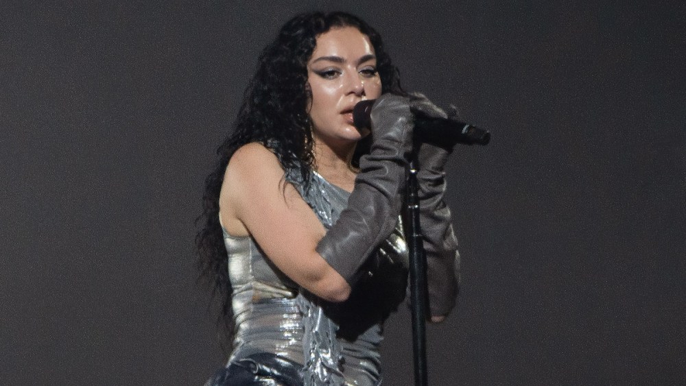 Charli XCX performs in custom Rafaela Pestritu look, texture trend, layered dress, asymmetrical dress, y2k