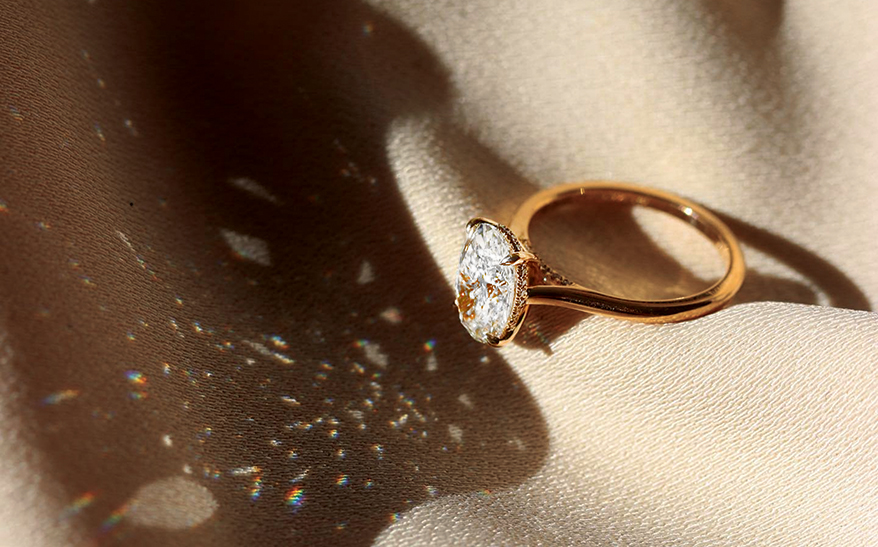 Is Sunlight the Best Light to View a Diamond, and More of Your Questions Answered