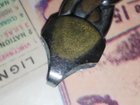会是什么呢？ 如果不是磁性的，上面就没有标记，所以我看不到它，我也不知道为什么它会有这么黄的斑点。