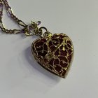 有人知道关于这件作品的更多信息吗？