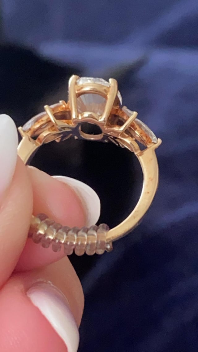 是不是玷污了？