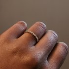 这看起来像 2mm（带宽）吗？