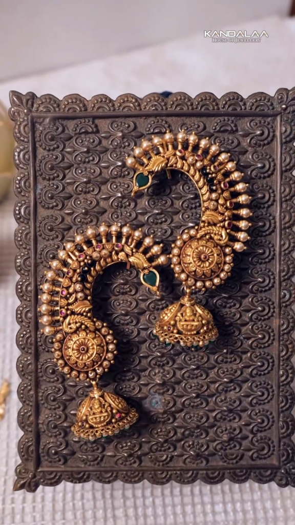 Antique Kundan Jadau Necklace From 'Emblish coimbatore'