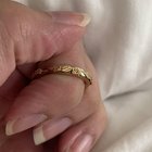 我的戒指上的深色是什么（以及如何去除它？）
