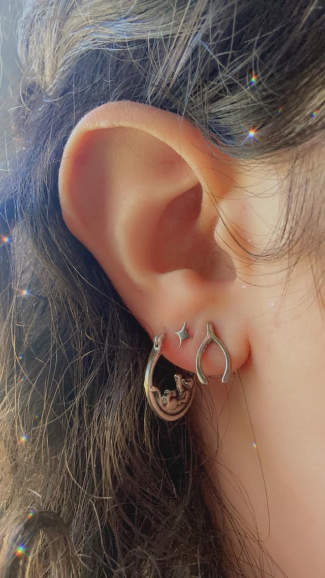 我的耳环系列有新更新……你的意见是什么？