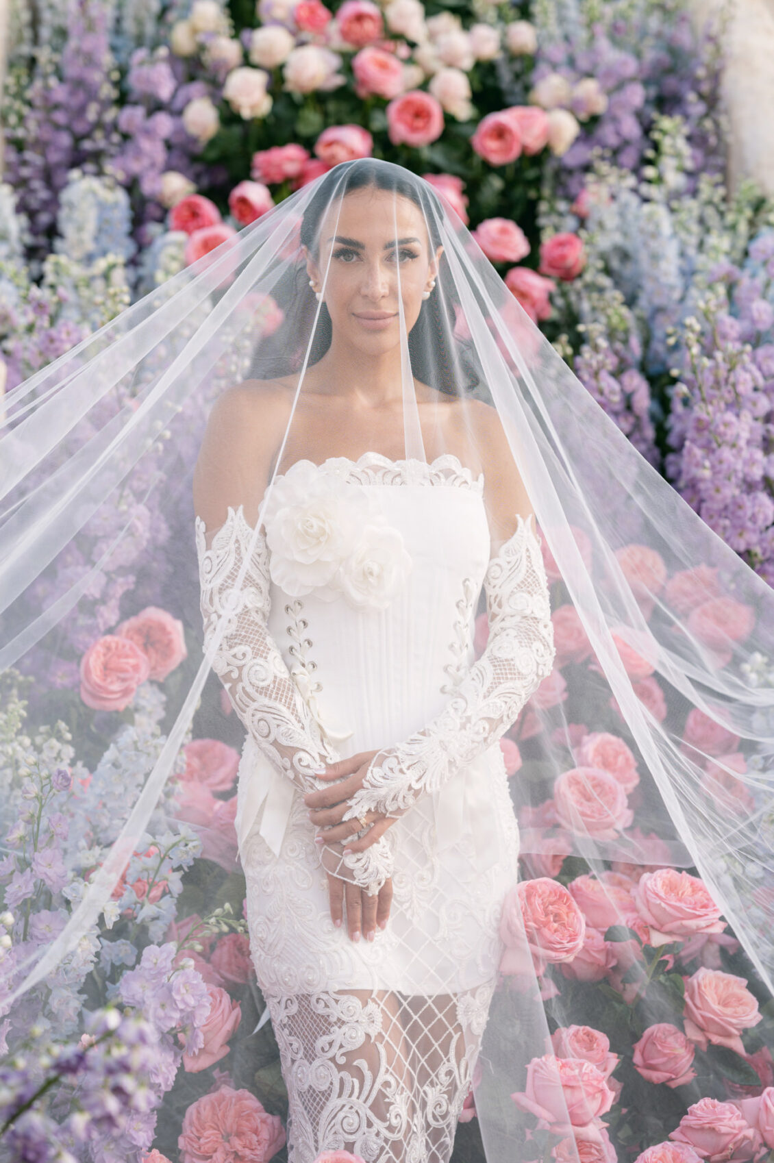 普利亚的前卫庆典 ~ WedLuxe Media