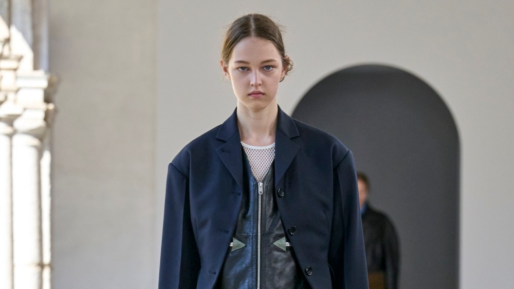 Bally 2025 春季成衣时装秀及系列回顾