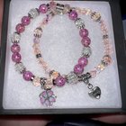 这是我第一次给我未来的婆婆生日礼物，她真的很喜欢它们。我是新手，所以我真的很紧张