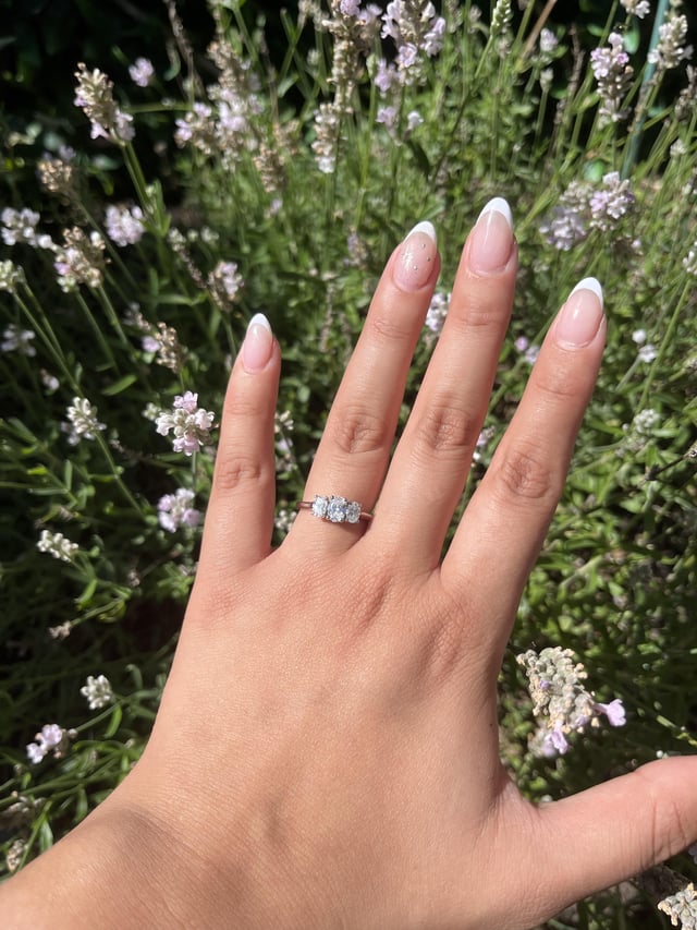 我不久前订婚了，但我仍然想参与其中:)