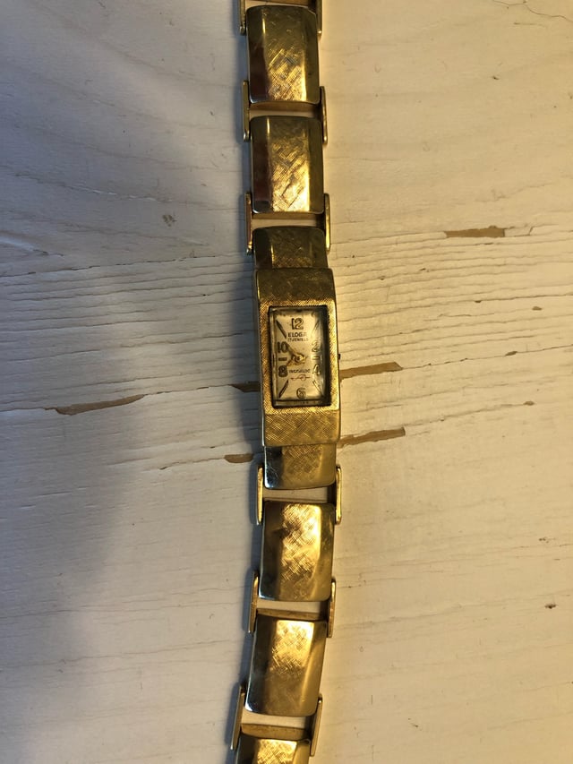 奶奶的钟 - Eluga。是这个时间段吗？