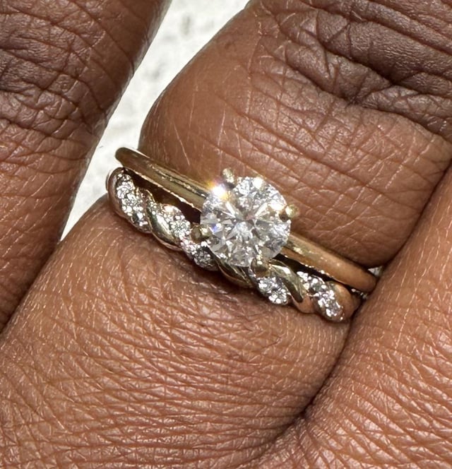 我的订婚戒指和结婚戒指