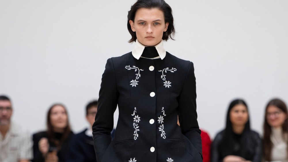 SS Daley 2025 春季成衣时装秀及系列回顾