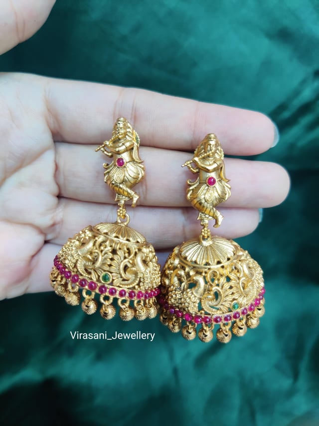 寺庙珠宝的优雅