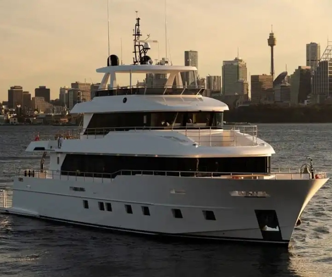 海湾游艇公司提升其旗舰Nomad