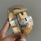 正在寻找有关此手链年龄的任何估计，提前致谢！