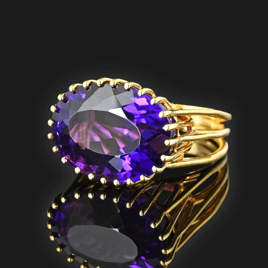 Collectors and enthusiasts will find valuable insights on identifying authentic antique filigree pieces, understanding regional variations in design, and appreciating the artistry and symbolism embedded in each piece.