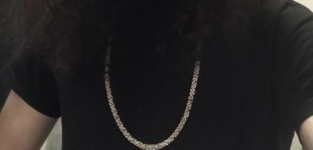 谁能帮我判断一下这个系列是什么类型？