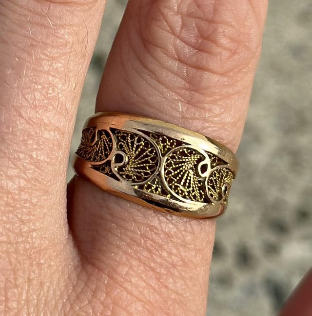 没有标签，卖家说14k