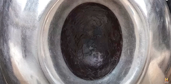 历史悠久、神圣的“麦加黑石”可能来自一个非凡的世界