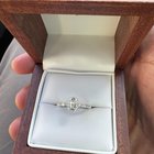 终于拿到戒指了