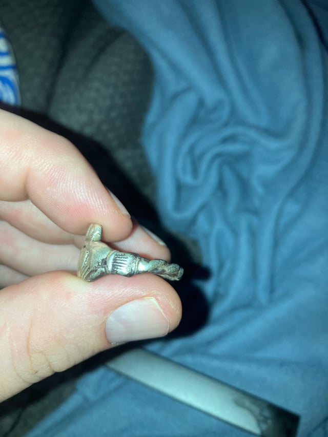 清洁戒指的最佳方法？应该是纯银的