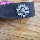 鞋子上缺少水钻