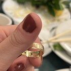 我的朋友认为他有一个非常古老的皇家戒指