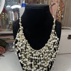 这条项链的历史是该国的珍珠吗？